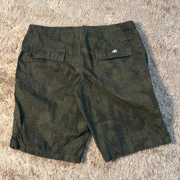 🍍Nike athletic dept shorts 🍍Sz M🍍waist 16”🍍11” inseam🍍 - Picture 3 of 3